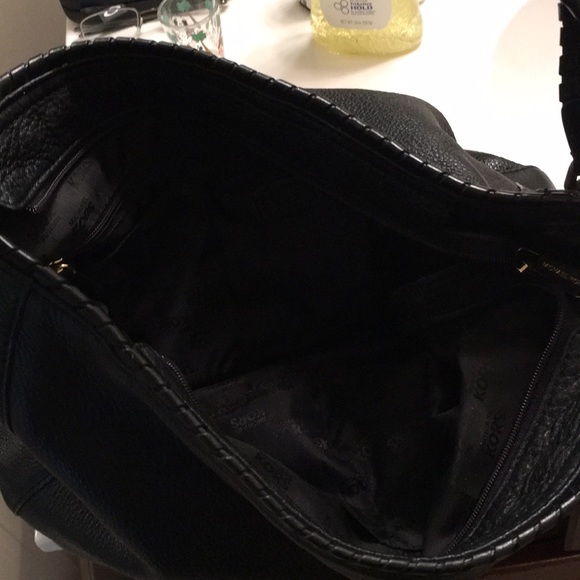 Michael Kora black leather Bennett hobo. - Picture 3 of 4
